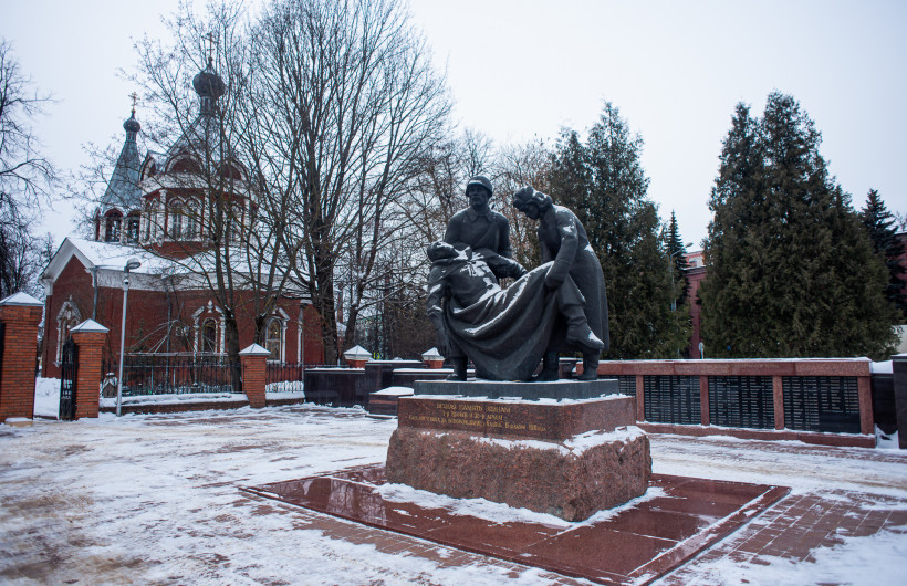 Клин победы 2. Аллея славы Клин. Достопримечательности Клина и окрестностей. Аллея памяти Клин. Аллея славы Клин фото.