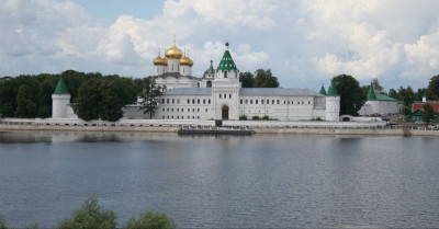 Кострома, Ипатьевский монастырь