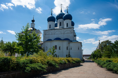 Серпухов, Высоцкий монастырь